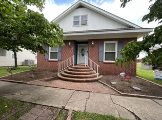 203 Hunter St, Charleston, MO 63834