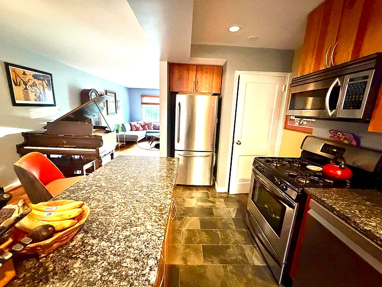 1723 N Cliff St — Photo 16