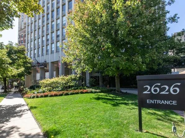 2626 N Lakeview Ave APT 1008, Chicago, IL 60614