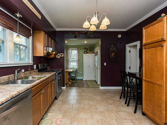 5th image of 66 Younglove Ave