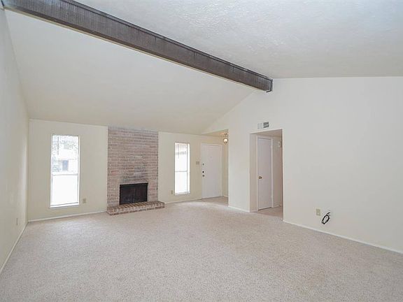 4th image of 22726 Leedstown Ln