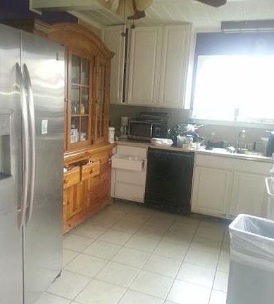 4th image of 4300 Jenkins Way