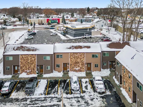 1747 Oakdale Ave, Green Bay, WI 54302