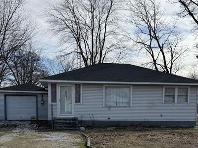 312 N Locust St, Oaktown, IN, 47561