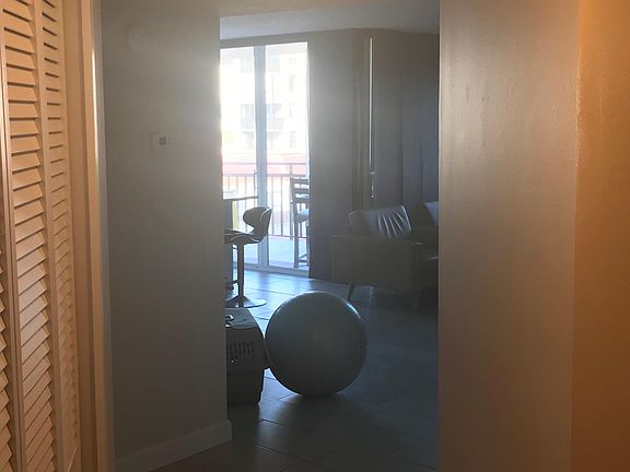 5th image of 6145 Sun Blvd