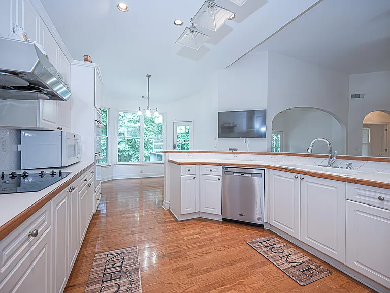 1209 Wood Iris Ln — Photo 20