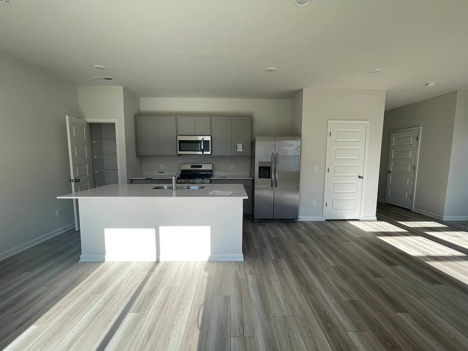 3034 Drumwright Way — Photo 2