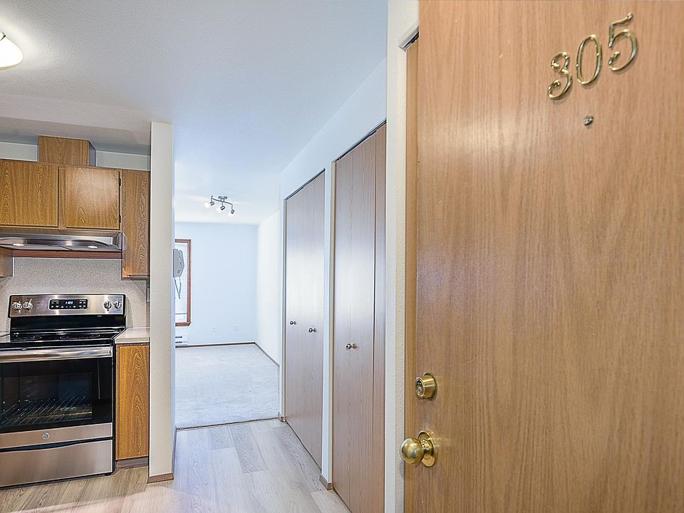 1st image of 4250 34th Ave W APT 105
