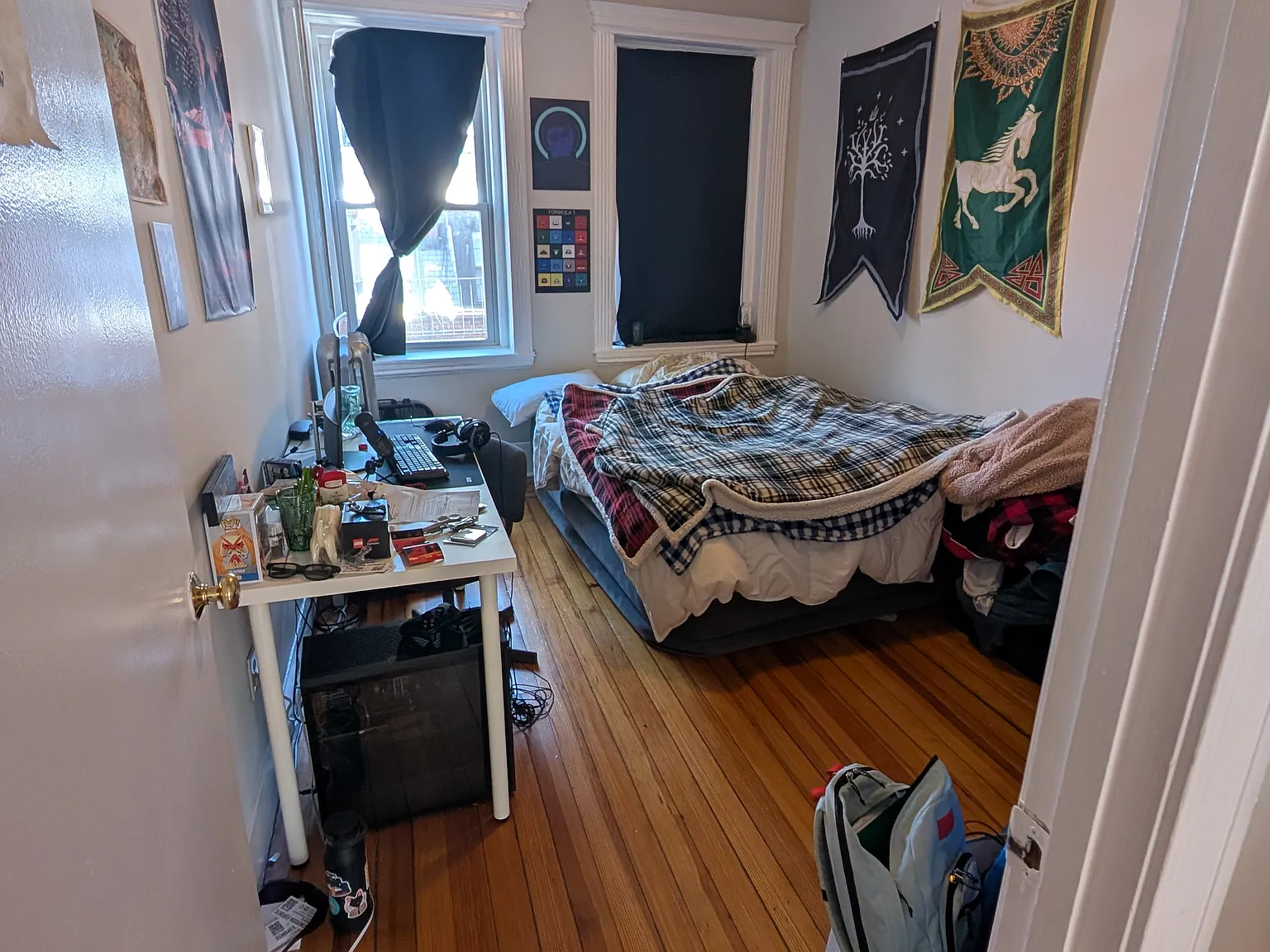 2 bed, 1.0 bath, $3,750 — Photo 4