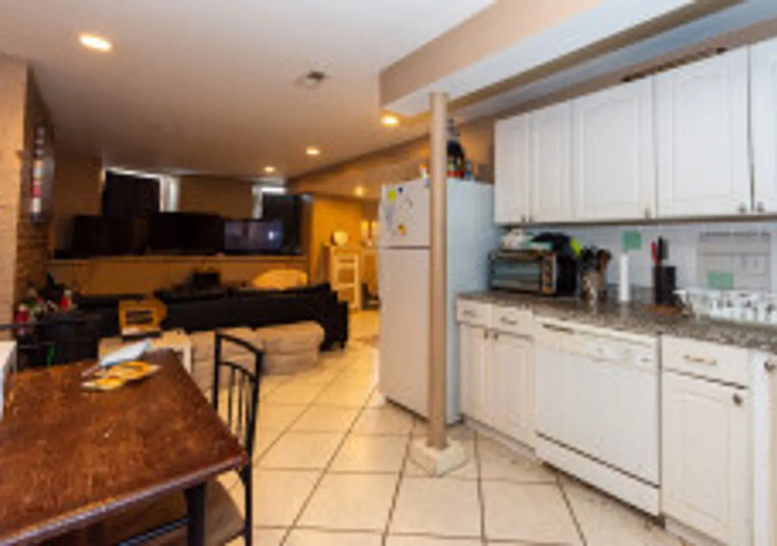 Single Bedrooms In Shared Allston/Packard's Corner 4 Bed/2 Bath Near Bu. No Fee — Photo 2