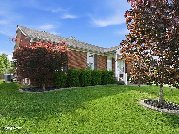 3rd image of 4909 Feys Creek Pl