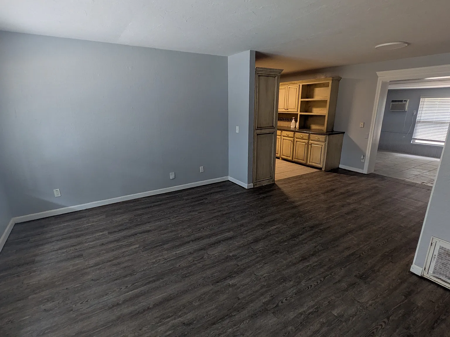 1737 Westchester Drive — Photo 4
