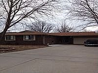 2nd image of 705 Idlewild Dr