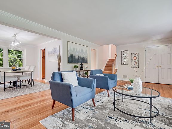 5th image of 7734 Virginia Ln