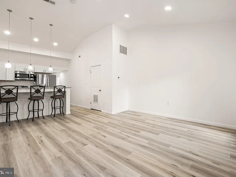 1633 Germantown Ave #3 — Photo 4