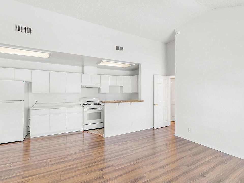 1st image of 15603 Parthenia St APT 204