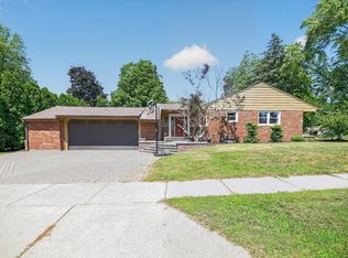 876 Riverside Dr, Portland, MI 48875
