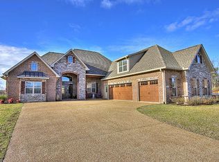 1423 Saint Thomas Way, Alcoa, TN 37701