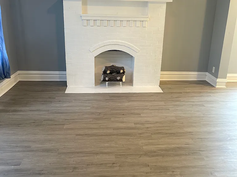 S Emerald Ave — Photo 14