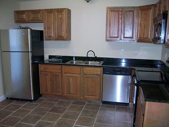 5th image of 3707 Bon Aire Dr APT 210