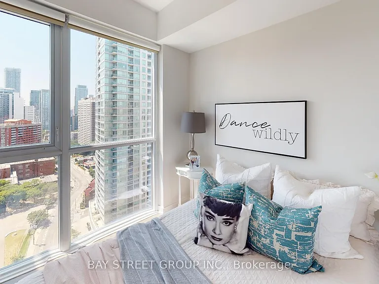 159 Wellesley St E #1908 — Photo 23