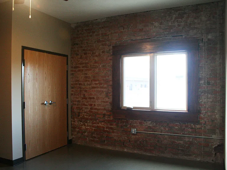 Aerie 147 Lofts — Photo 35