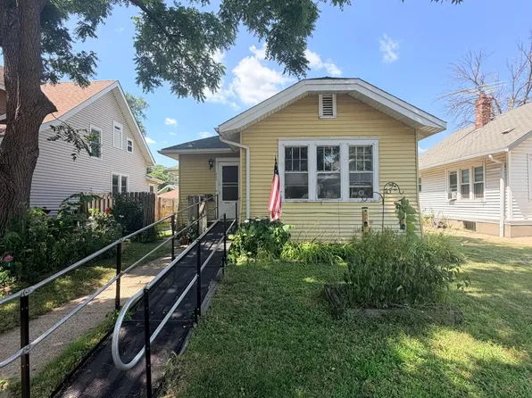 320 5th Ave S, South Saint Paul, MN 55075