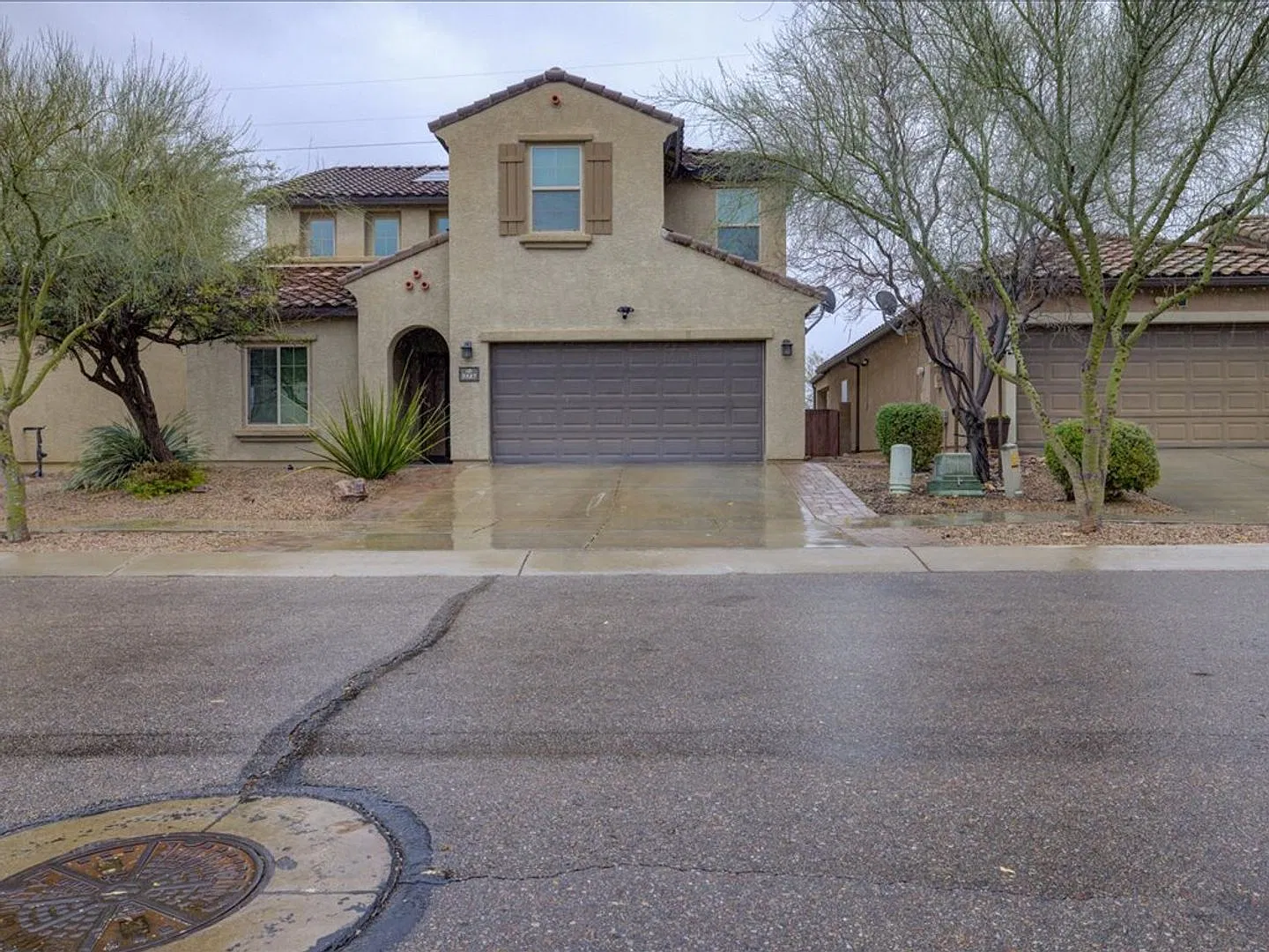 East Tucson 4 Bedroom 2.5 Bathroom with Solar in the Civano Community — Photo 3