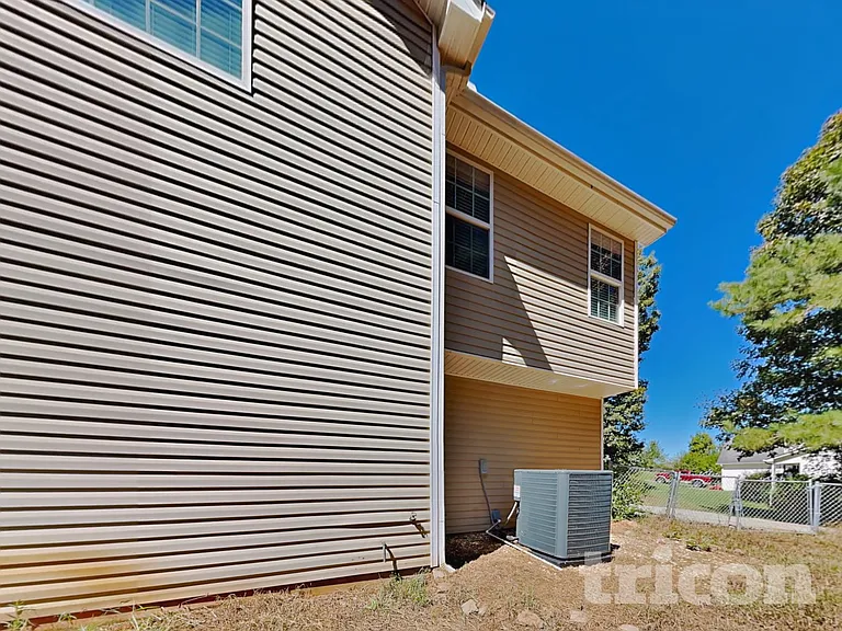 564 Brewer Dr — Photo 15