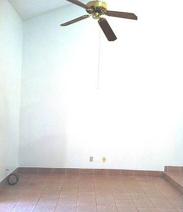 4th image of 2329 Sun Valley Cir