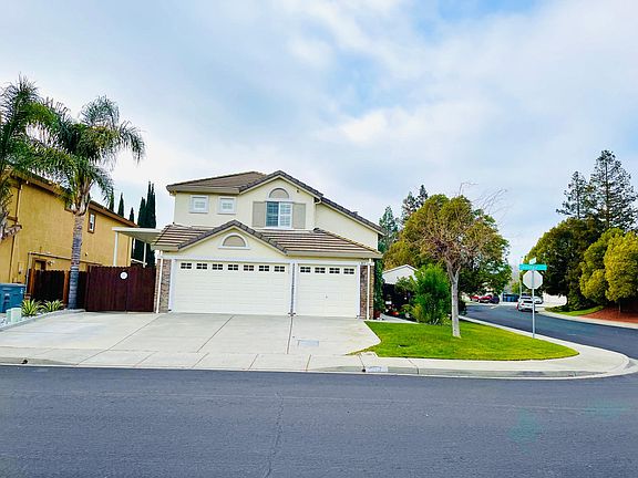 2nd image of 917 Celestine Cir