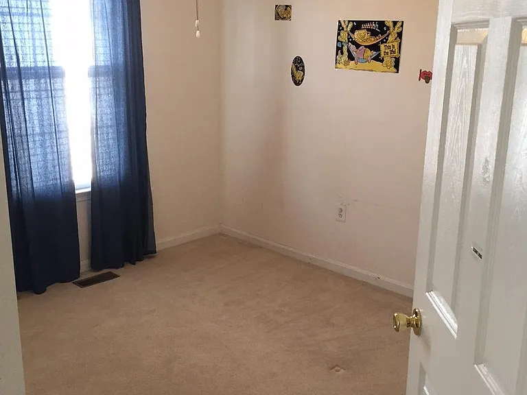 2503 Clover Field Cir — Photo 4