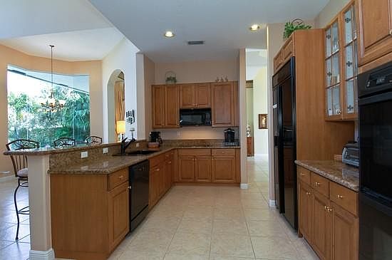 4th image of 11839 NW 10th Pl