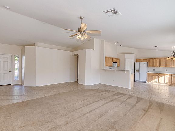 4th image of 3789 E Whitehall Dr