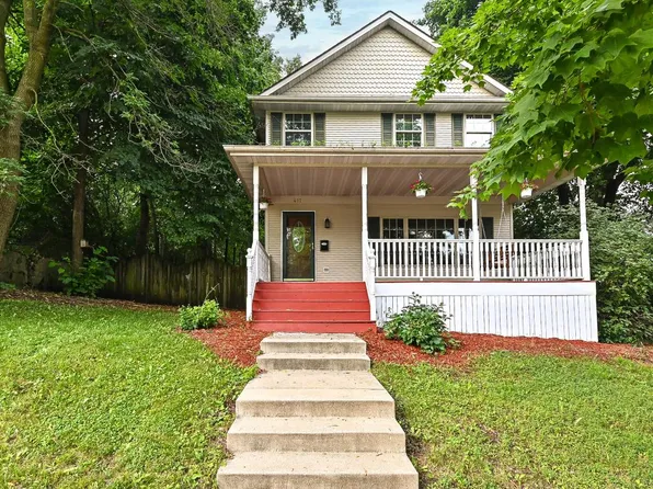 417 Storle AVENUE, Burlington, WI 53105
