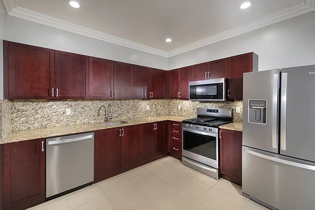 Fairfield Townhouses at Ridge — Photo 29