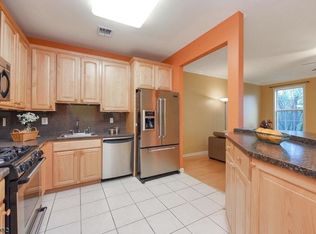 524 Coventry Dr, Nutley, NJ 07110