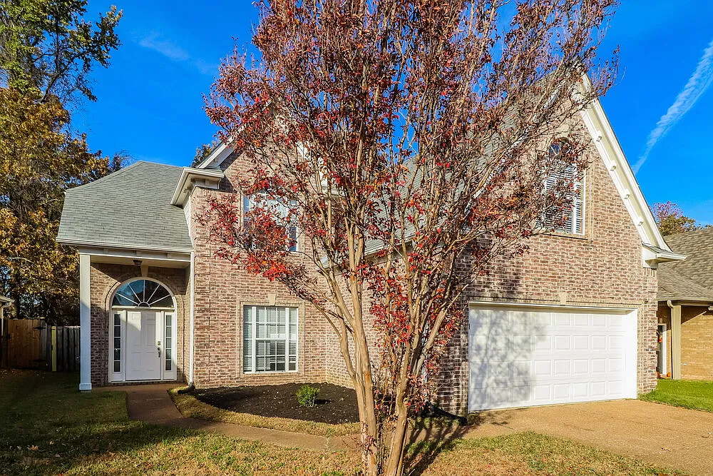 3 bed, 2.5 bath, 2215 sqft, $1,950 — Photo 4