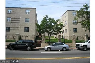 948 Eastern Ave NE APT 3 photo 1