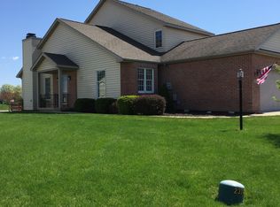 2522 Windward Blvd, Champaign, IL 61821