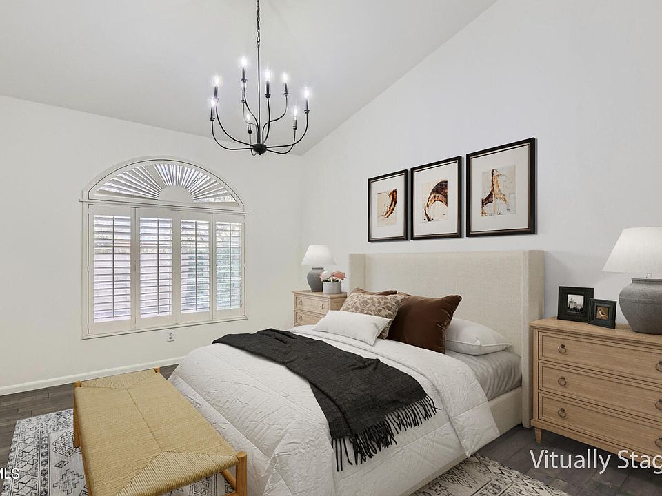 1st image of 18908 N 89TH Way