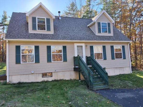 103 Barre Rd, Oakham, MA 01068