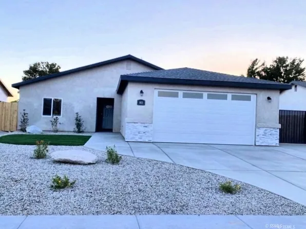 805 Paradise Dr, Ridgecrest, CA 93555