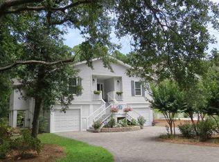 91 Windover Dr, Pawleys Island, SC 29585