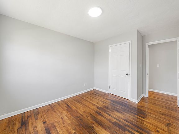 5th image of 1213 Roselle St #1A