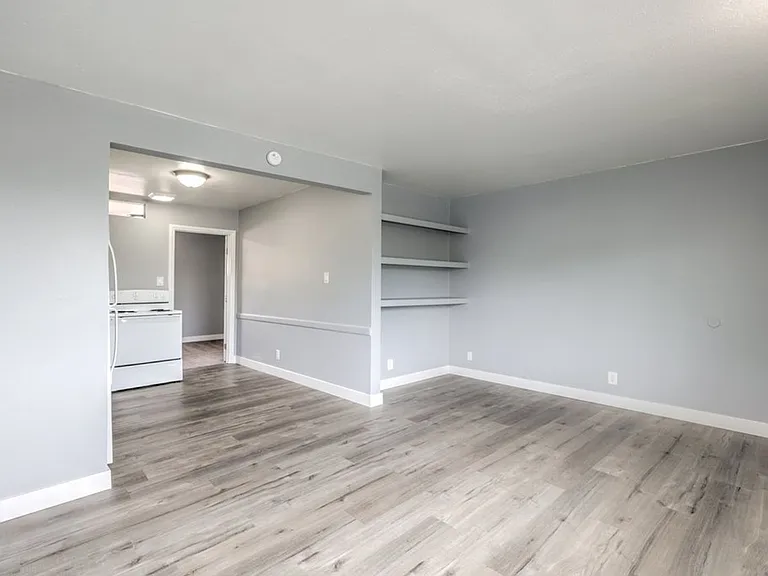324 W Cleveland Ave — Photo 9