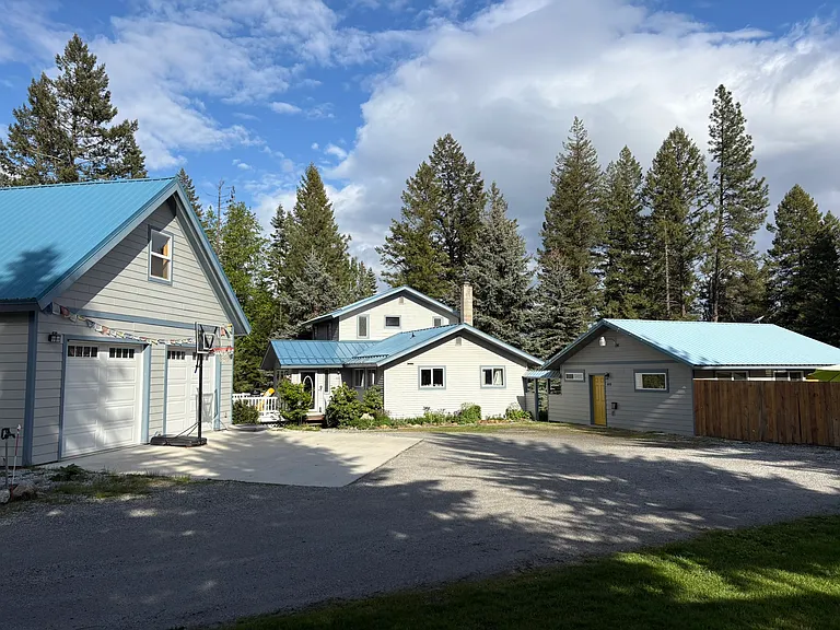 garage, main house, apartment