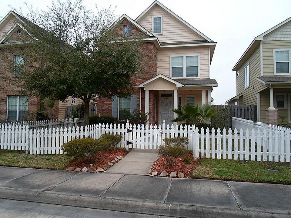 1st image of 14434 Summer Garden Dr