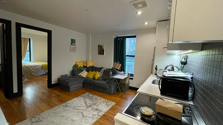 Rented by Strivers Management Group Corp (Brokerage) | media 2