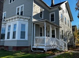 10 Pease St, Enfield, CT 06082